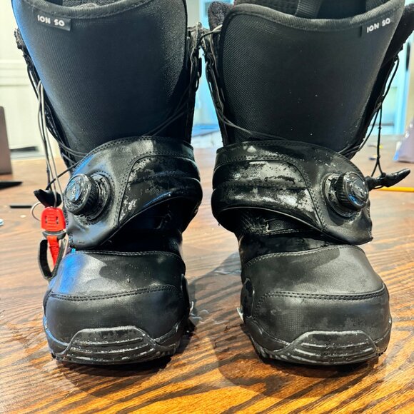Burton ion step on boots black. Worn 2x. Size 12